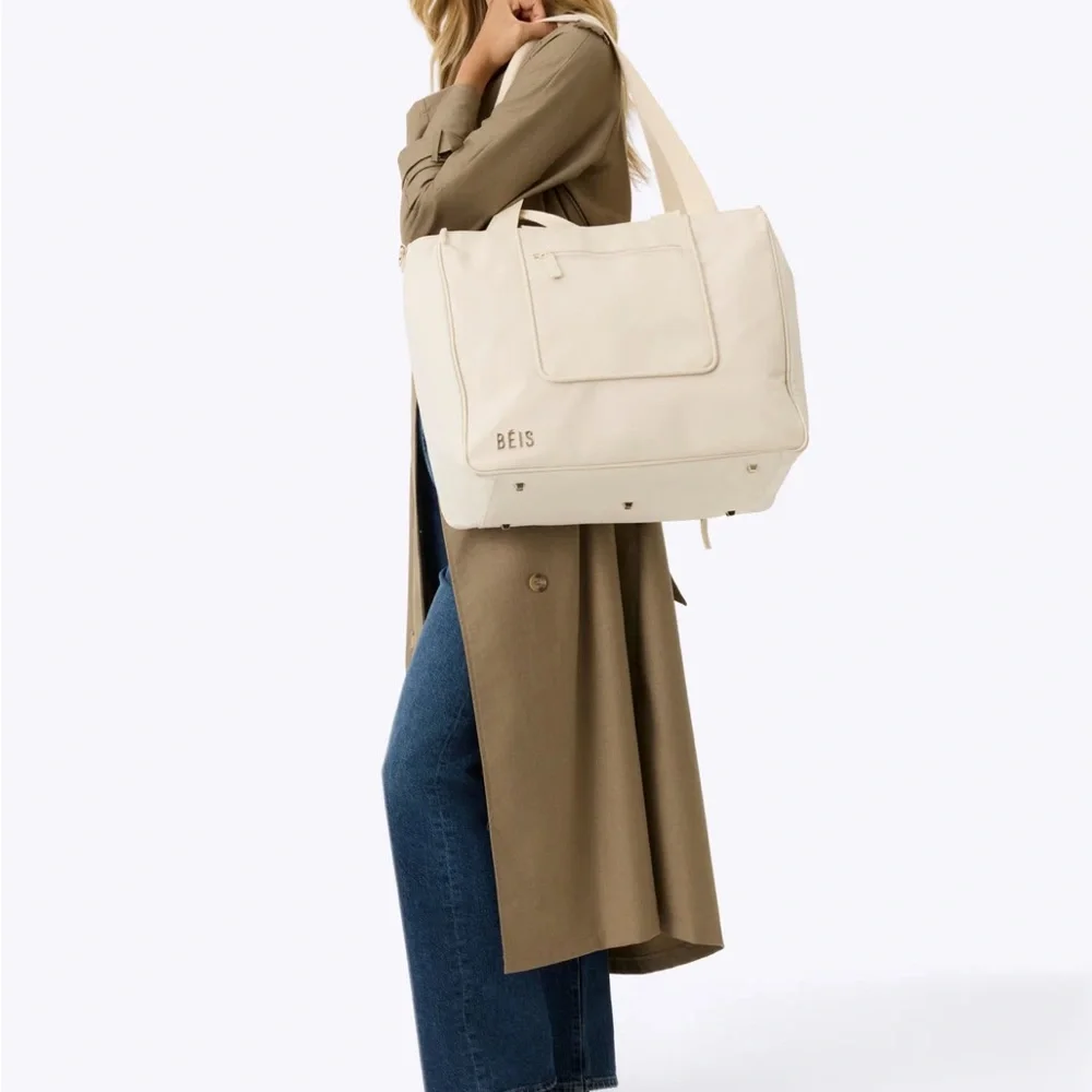 Béis The Easy to West Tote in Beige - Picture 9 of 10